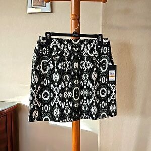 NWT Jones New York, Mini Skirt, Green/White/Black, Small